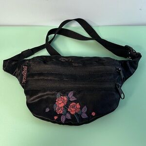 Jansport 2 Zipper Black with Rose Flowers Fanny Pack, Woman Purse Belt Bag